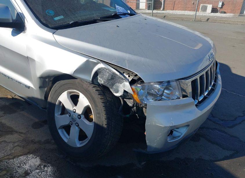 Photo 16 of 2012 Jeep Grand CHEROKEE LAREDO (VIN 1C4RJFAGXCC294271)