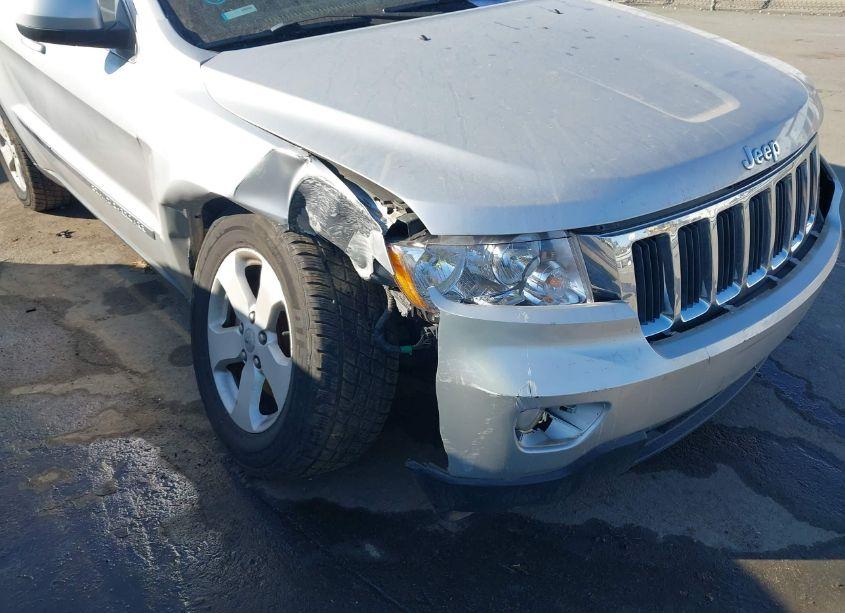 Photo 6 of 2012 Jeep Grand CHEROKEE LAREDO (VIN 1C4RJFAGXCC294271)