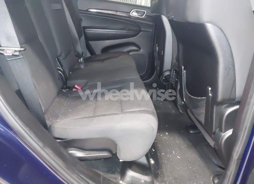 Photo 8 of 2012 Jeep Grand CHEROKEE LAREDO (VIN 1C4RJFAGXCC297428)