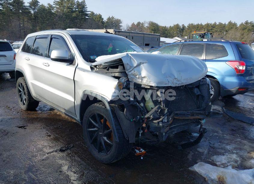 Photo 16 of 2012 Jeep Grand CHEROKEE LAREDO (VIN 1C4RJFAGXCC329486)