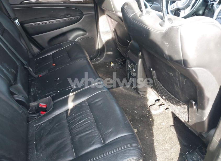 Photo 8 of 2012 Jeep Grand CHEROKEE LAREDO (VIN 1C4RJFAGXCC329486)