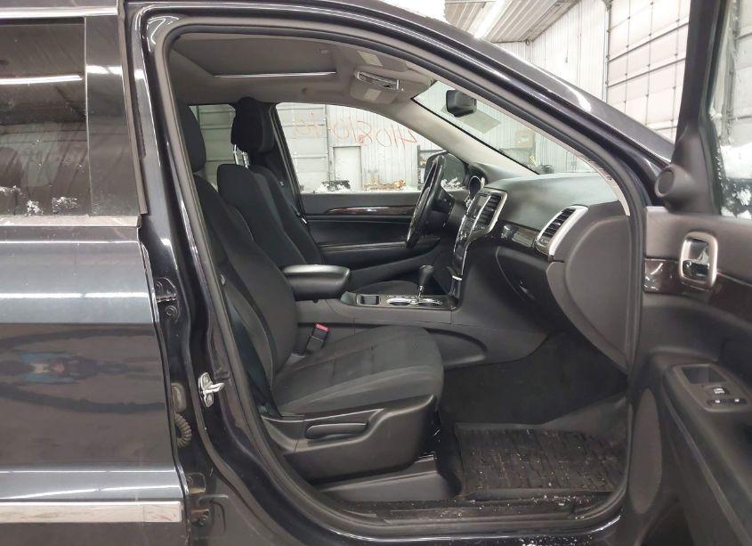 Photo 5 of 2012 Jeep Grand CHEROKEE LAREDO (VIN 1C4RJFAGXCC350161)