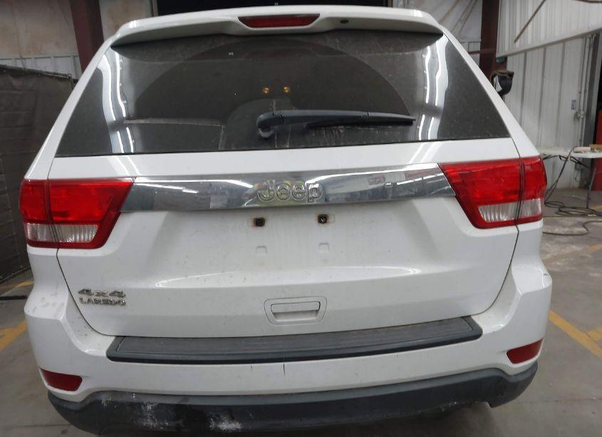 Photo 16 of 2013 Jeep Grand CHEROKEE LAREDO (VIN 1C4RJFAGXDC548725)