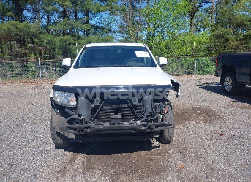 Photo 13 of 2013 Jeep Grand CHEROKEE LAREDO (VIN 1C4RJFAGXDC549440)