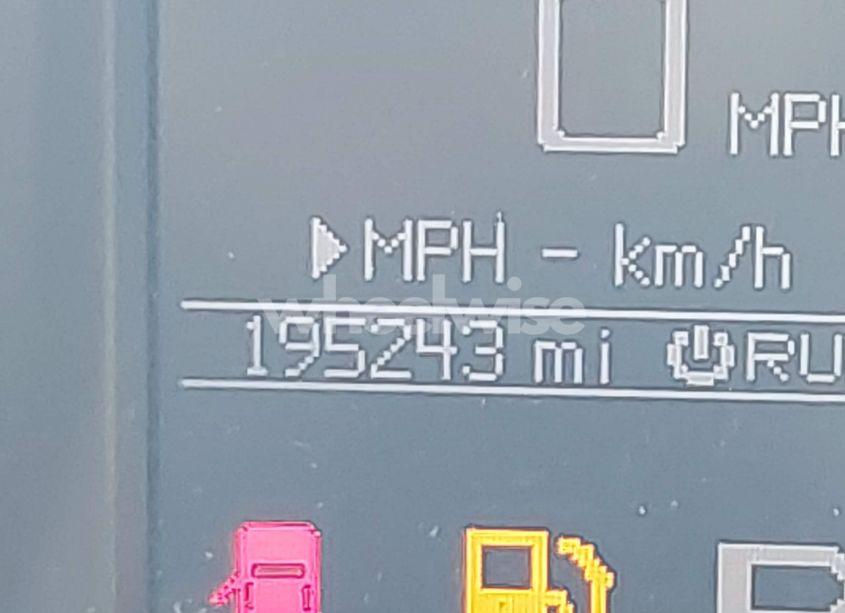 Photo 16 of 2013 Jeep Grand CHEROKEE LAREDO (VIN 1C4RJFAGXDC549440)