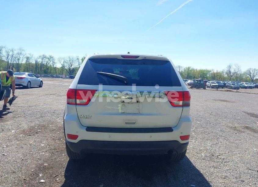 Photo 17 of 2013 Jeep Grand CHEROKEE LAREDO (VIN 1C4RJFAGXDC549440)