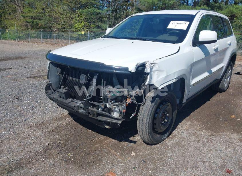 Photo 6 of 2013 Jeep Grand CHEROKEE LAREDO (VIN 1C4RJFAGXDC549440)