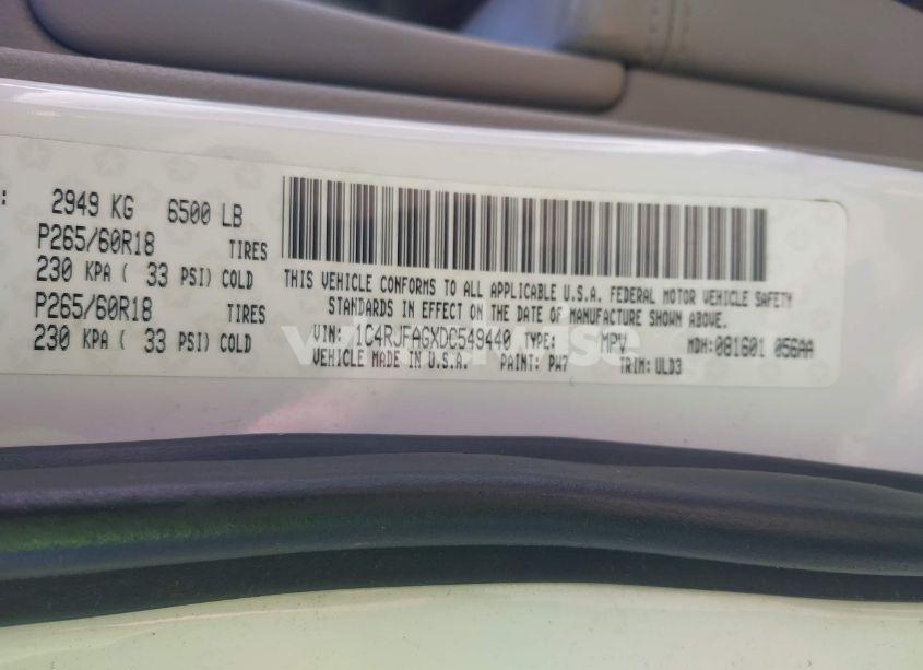 Photo 9 of 2013 Jeep Grand CHEROKEE LAREDO (VIN 1C4RJFAGXDC549440)