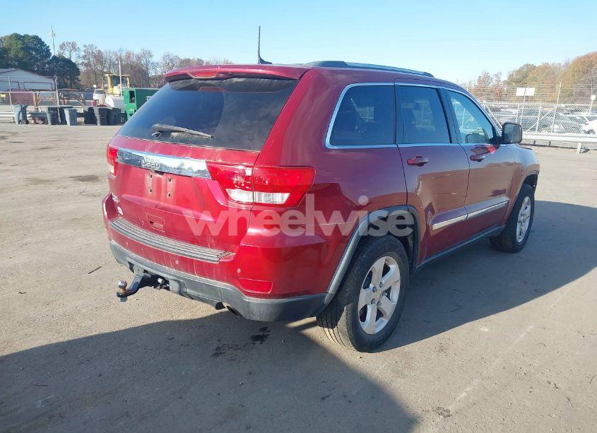 Photo 4 of 2013 Jeep Grand CHEROKEE LAREDO (VIN 1C4RJFAGXDC585970)