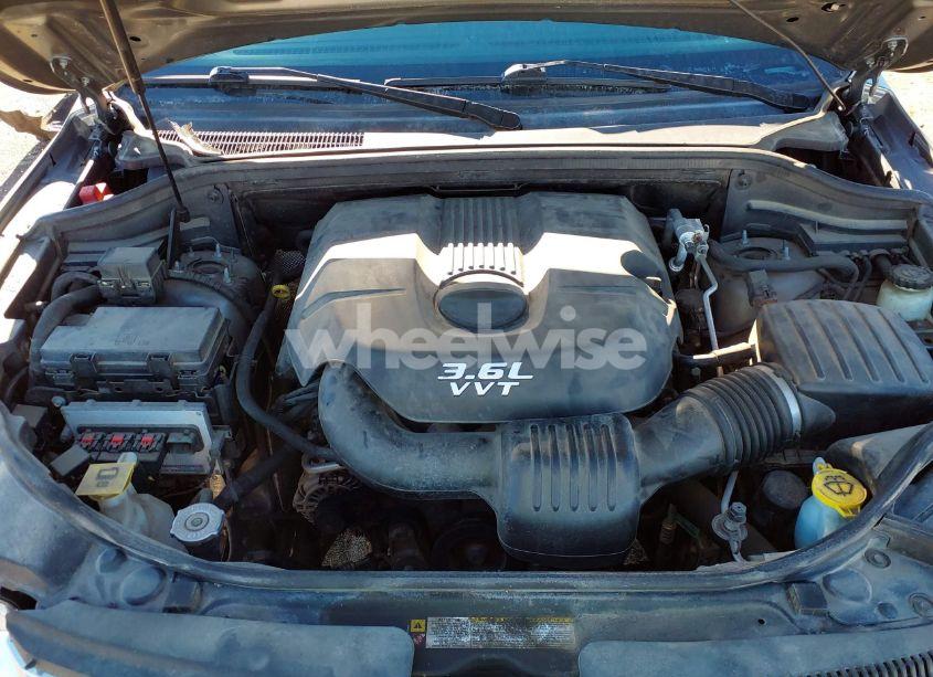 Photo 10 of 2013 Jeep Grand CHEROKEE LAREDO (VIN 1C4RJFAGXDC586066)