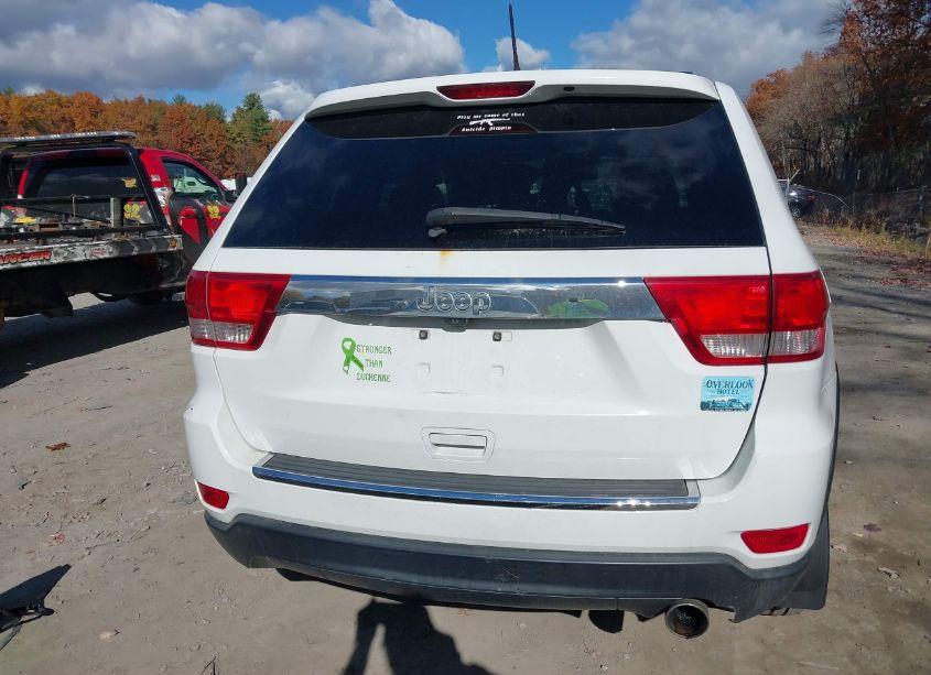 Photo 16 of 2013 Jeep Grand CHEROKEE LAREDO (VIN 1C4RJFAGXDC641616)