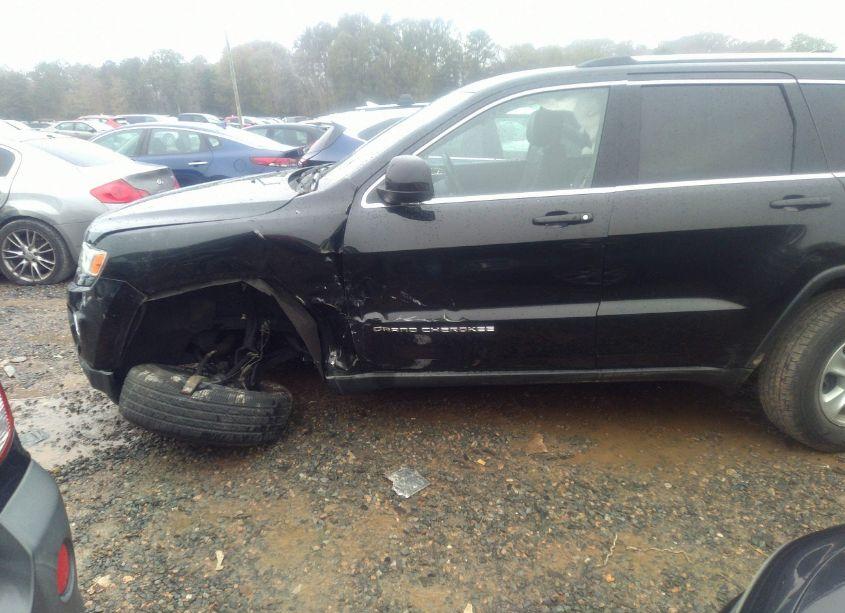 Photo 2 of 2014 Jeep Grand CHEROKEE LAREDO (VIN 1C4RJFAGXEC103998)