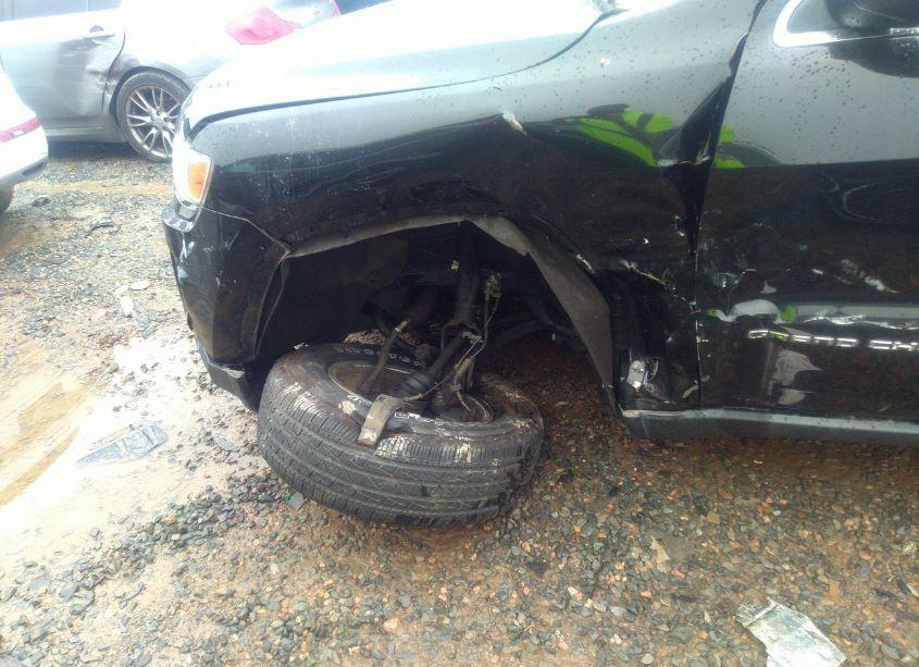 Photo 6 of 2014 Jeep Grand CHEROKEE LAREDO (VIN 1C4RJFAGXEC103998)