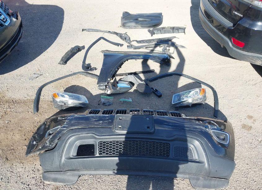 Photo 12 of 2014 Jeep Grand CHEROKEE LAREDO (VIN 1C4RJFAGXEC129016)