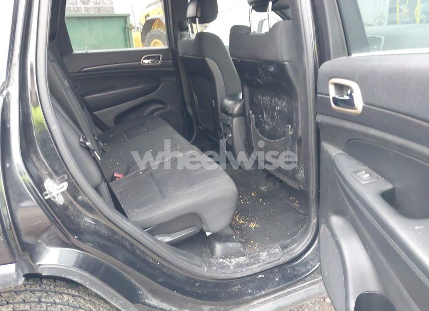 Photo 8 of 2014 Jeep Grand CHEROKEE LAREDO (VIN 1C4RJFAGXEC133325)