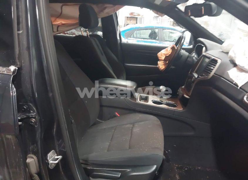 Photo 5 of 2014 Jeep Grand CHEROKEE LAREDO (VIN 1C4RJFAGXEC144115)