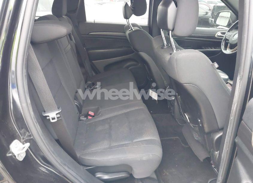 Photo 8 of 2014 Jeep Grand CHEROKEE LAREDO (VIN 1C4RJFAGXEC205589)