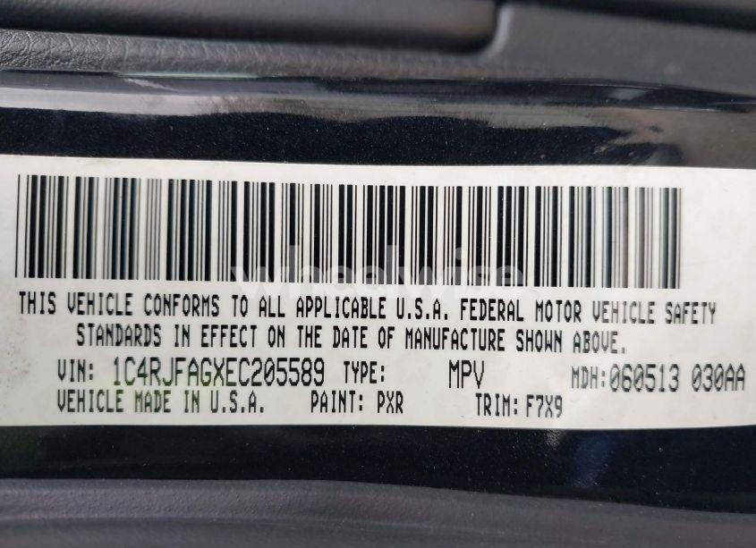 Photo 9 of 2014 Jeep Grand CHEROKEE LAREDO (VIN 1C4RJFAGXEC205589)