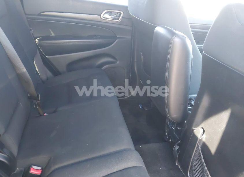 Photo 8 of 2014 Jeep Grand CHEROKEE LAREDO (VIN 1C4RJFAGXEC231920)