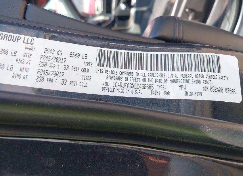 Photo 9 of 2014 Jeep Grand CHEROKEE LAREDO (VIN 1C4RJFAGXEC458685)