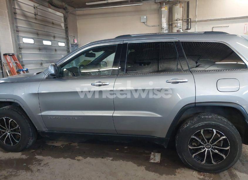 Photo 13 of 2014 Jeep Grand CHEROKEE LAREDO (VIN 1C4RJFAGXEC566126)