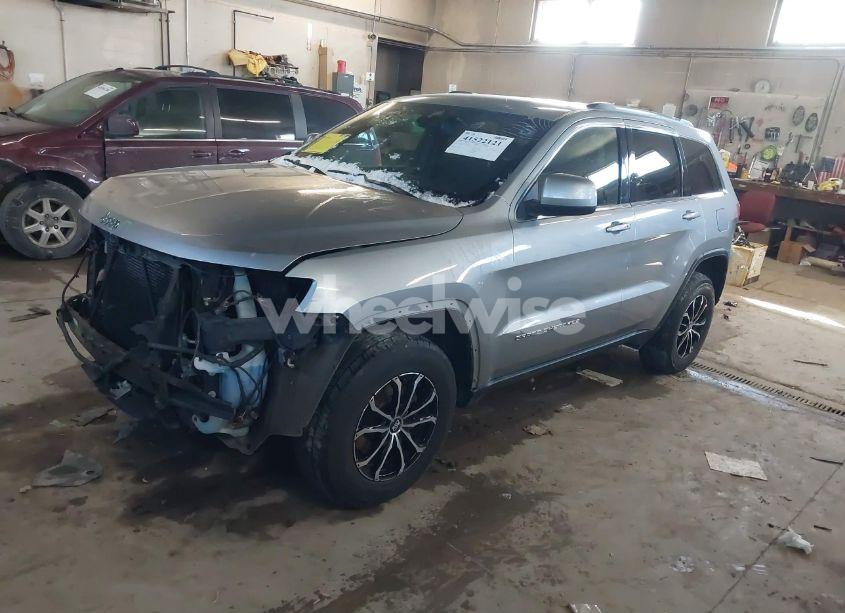 Photo 2 of 2014 Jeep Grand CHEROKEE LAREDO (VIN 1C4RJFAGXEC566126)