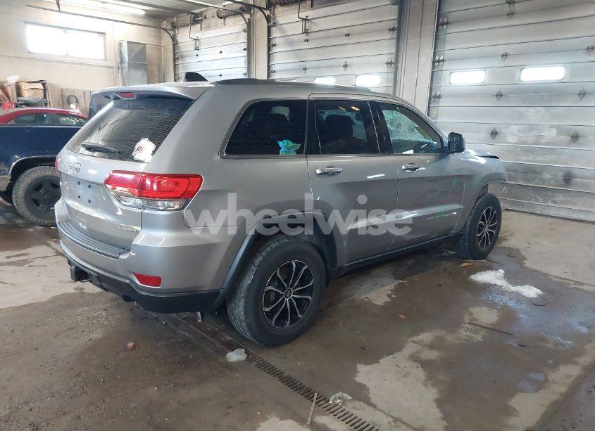 Photo 4 of 2014 Jeep Grand CHEROKEE LAREDO (VIN 1C4RJFAGXEC566126)