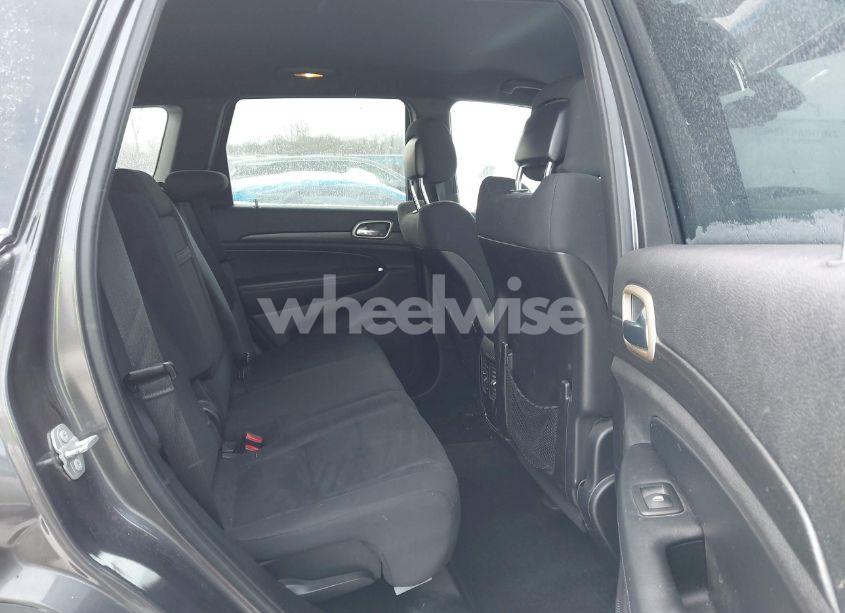 Photo 8 of 2015 Jeep Grand CHEROKEE LAREDO (VIN 1C4RJFAGXFC116252)