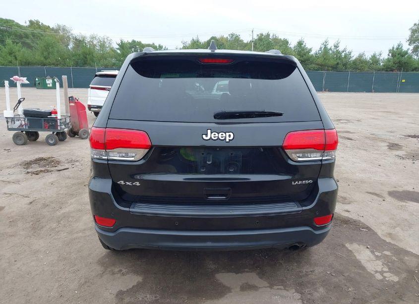 Photo 16 of 2015 Jeep Grand CHEROKEE LAREDO (VIN 1C4RJFAGXFC211748)