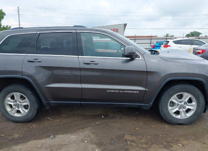 Photo 13 of 2015 Jeep Grand CHEROKEE LAREDO (VIN 1C4RJFAGXFC630814)