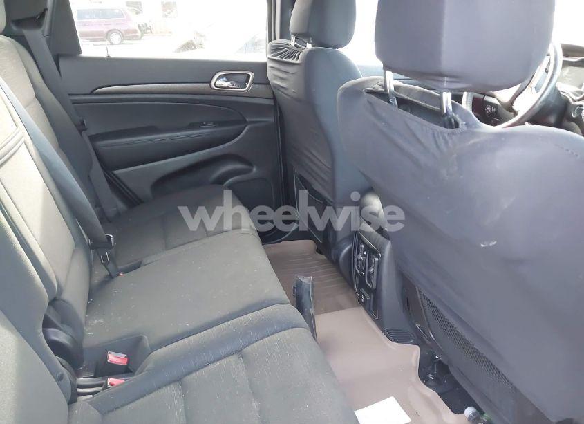 Photo 8 of 2015 Jeep Grand CHEROKEE LAREDO (VIN 1C4RJFAGXFC697087)