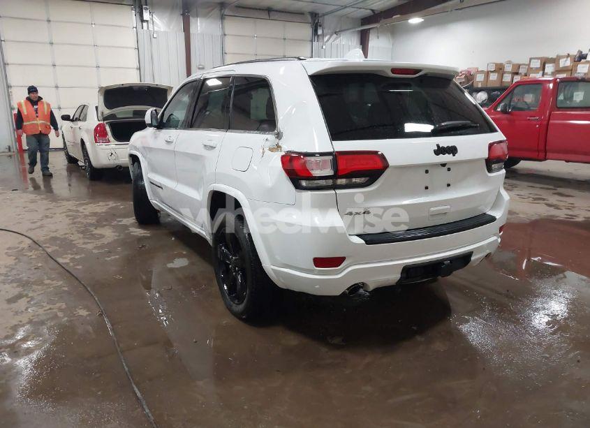 Photo 3 of 2015 Jeep Grand CHEROKEE ALTITUDE (VIN 1C4RJFAGXFC803473)