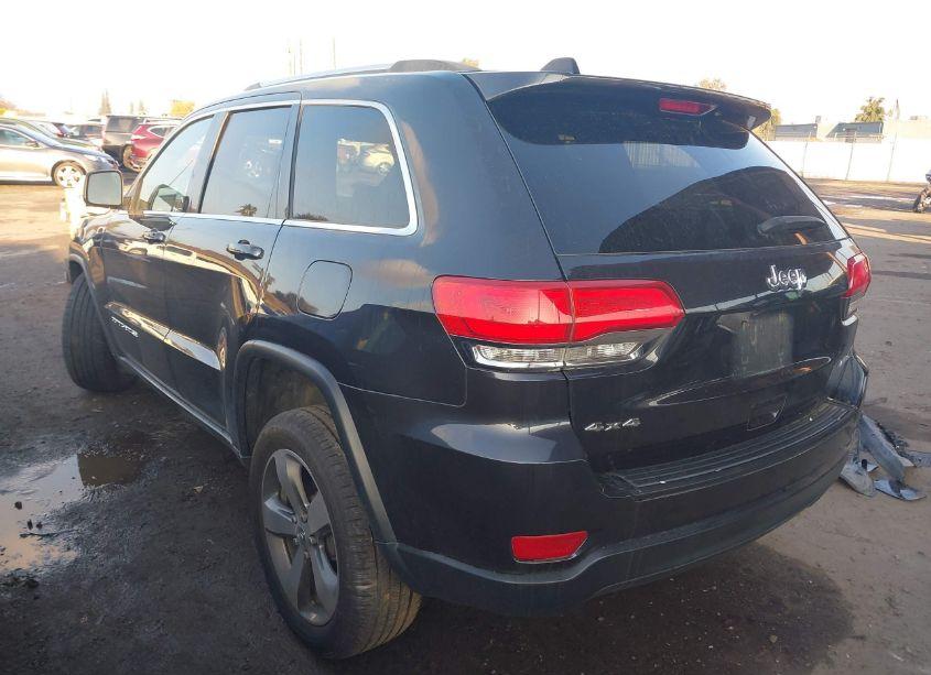 Photo 3 of 2015 Jeep Grand CHEROKEE LAREDO (VIN 1C4RJFAGXFC804445)