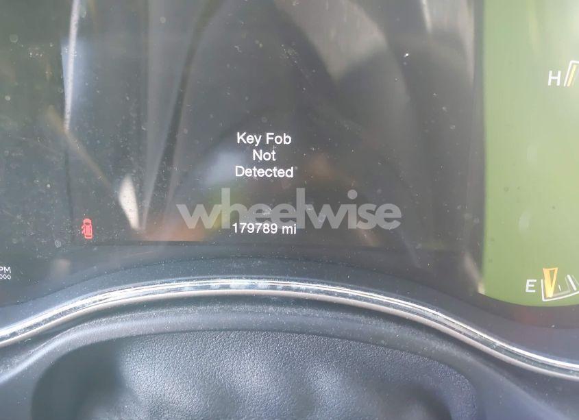 Photo 14 of 2016 Jeep Grand CHEROKEE LAREDO (VIN 1C4RJFAGXGC318672)