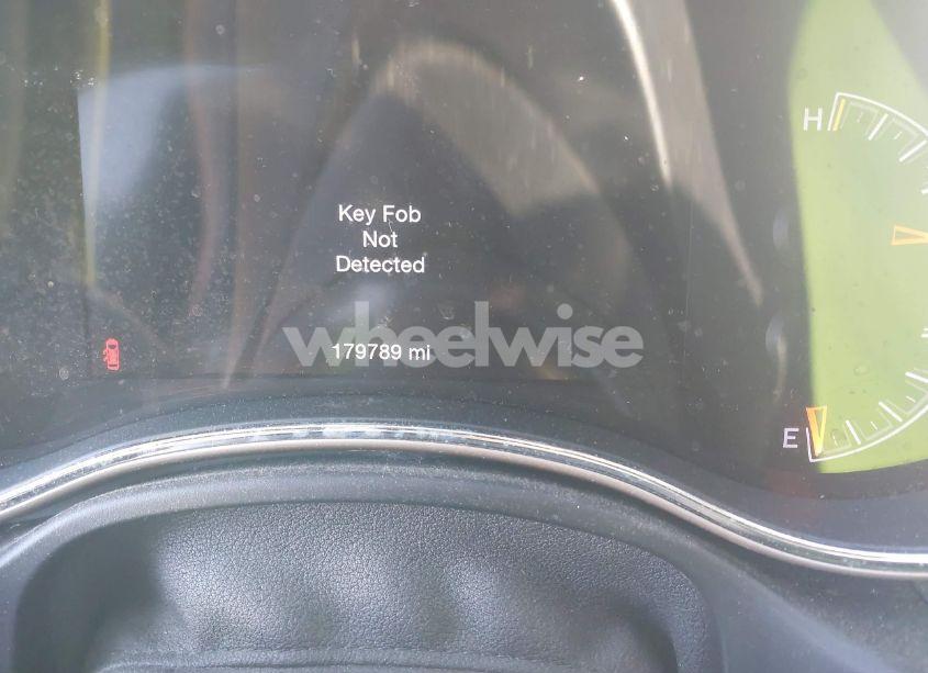 Photo 7 of 2016 Jeep Grand CHEROKEE LAREDO (VIN 1C4RJFAGXGC318672)