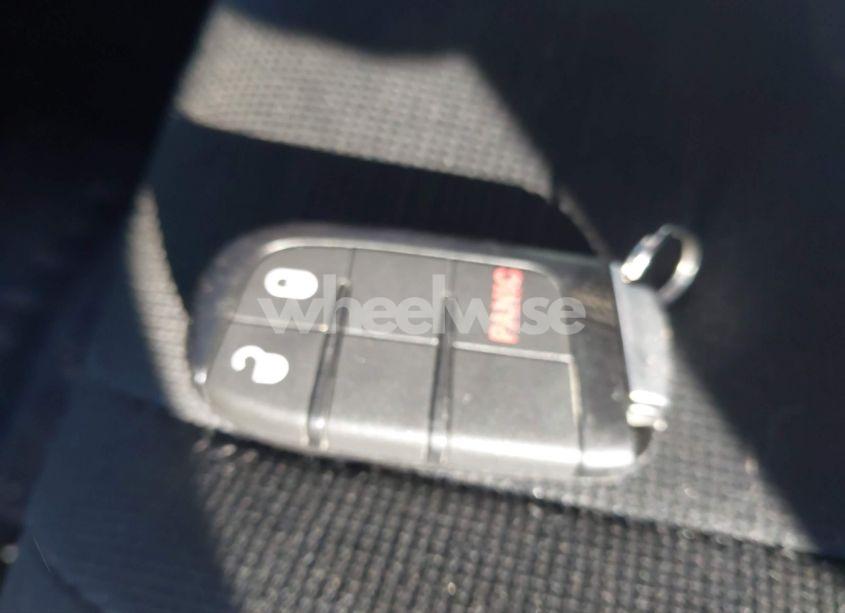 Photo 11 of 2017 Jeep Grand CHEROKEE LAREDO 4X4 (VIN 1C4RJFAGXHC756562)