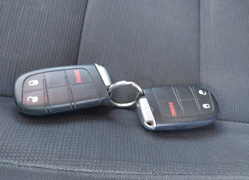 Photo 11 of 2017 Jeep Grand CHEROKEE LAREDO 4X4 (VIN 1C4RJFAGXHC784166)