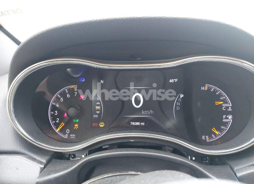 Photo 15 of 2017 Jeep Grand CHEROKEE LAREDO 4X4 (VIN 1C4RJFAGXHC784510)