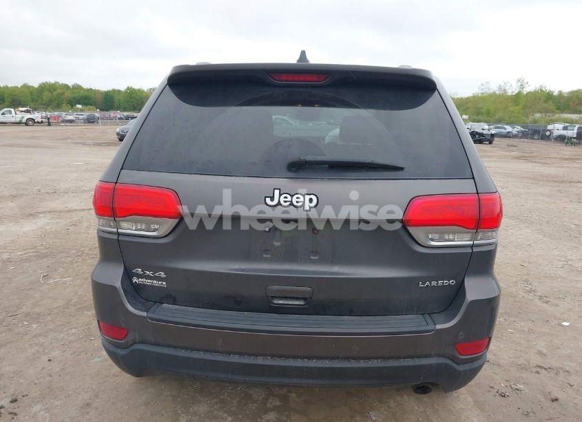 Photo 16 of 2017 Jeep Grand CHEROKEE LAREDO 4X4 (VIN 1C4RJFAGXHC784510)