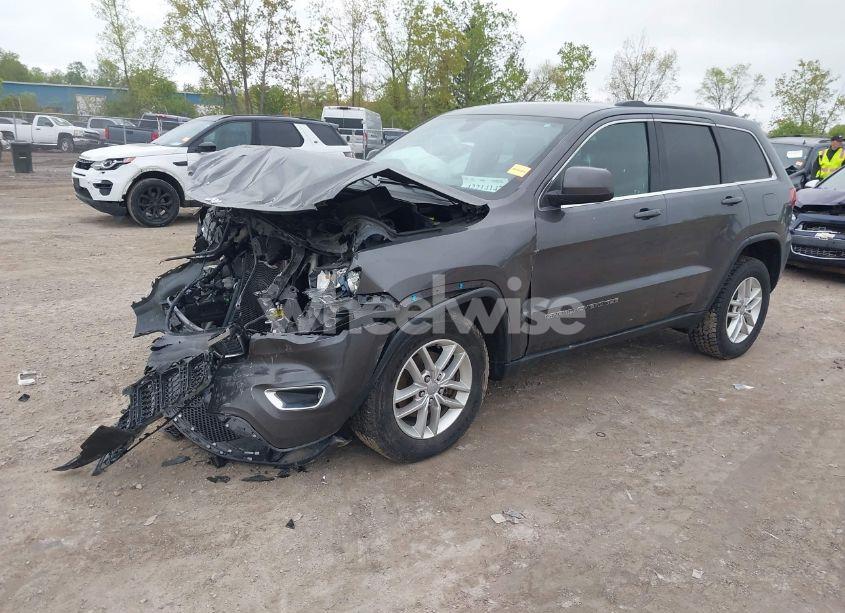 Photo 2 of 2017 Jeep Grand CHEROKEE LAREDO 4X4 (VIN 1C4RJFAGXHC784510)
