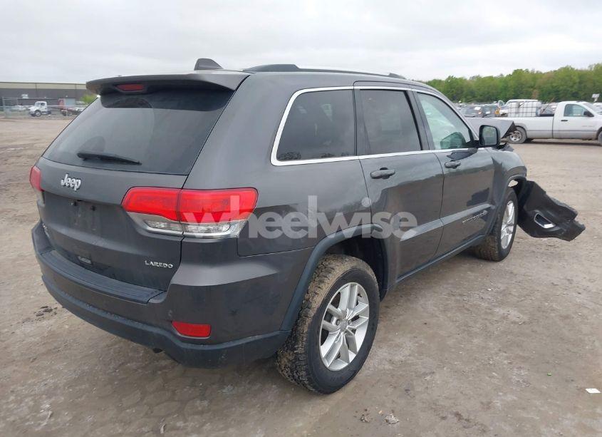 Photo 4 of 2017 Jeep Grand CHEROKEE LAREDO 4X4 (VIN 1C4RJFAGXHC784510)