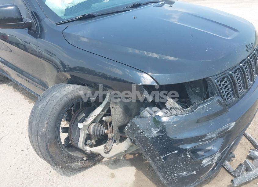 Photo 6 of 2017 Jeep Grand CHEROKEE ALTITUDE 4X4 (VIN 1C4RJFAGXHC818834)