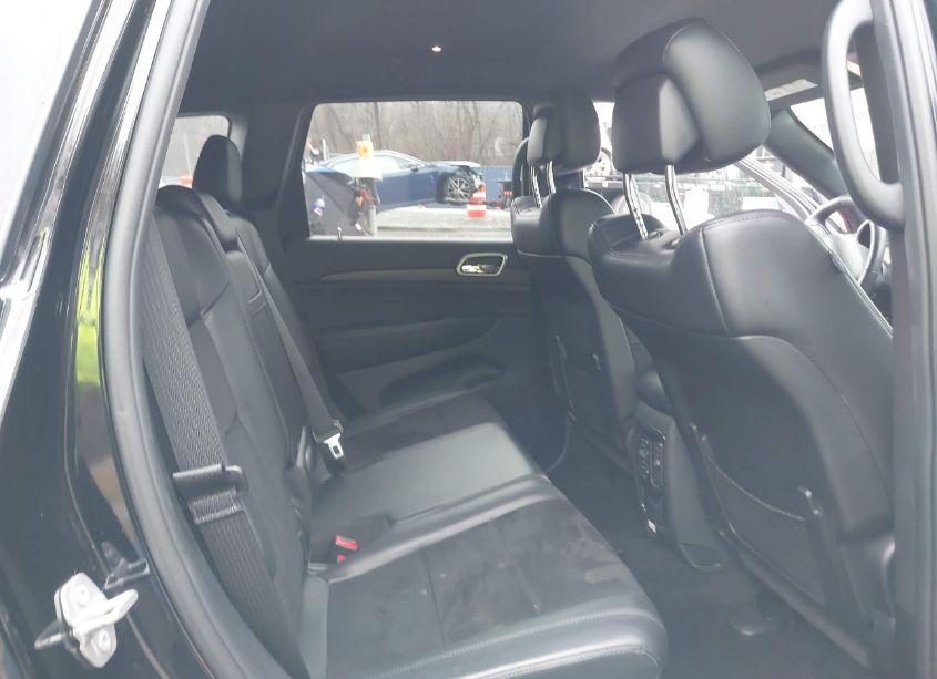 Photo 8 of 2018 Jeep Grand CHEROKEE ALTITUDE 4X4 (VIN 1C4RJFAGXJC119967)