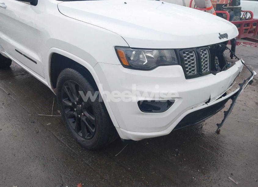 Photo 18 of 2018 Jeep Grand CHEROKEE ALTITUDE 4X4 (VIN 1C4RJFAGXJC123291)