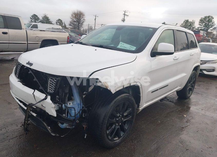 Photo 2 of 2018 Jeep Grand CHEROKEE ALTITUDE 4X4 (VIN 1C4RJFAGXJC123291)