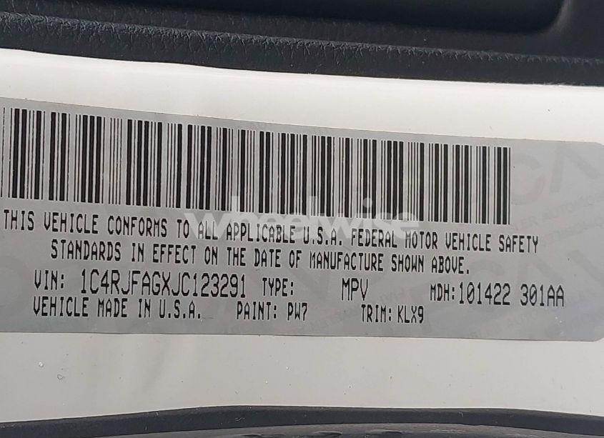 Photo 9 of 2018 Jeep Grand CHEROKEE ALTITUDE 4X4 (VIN 1C4RJFAGXJC123291)