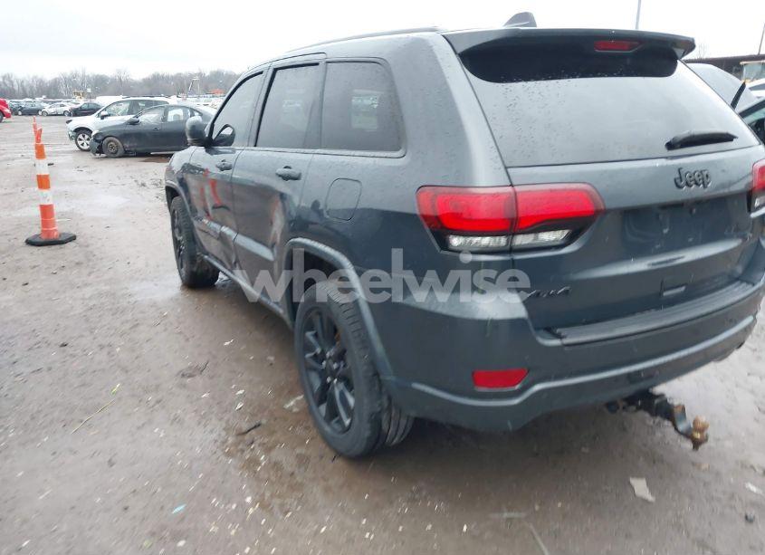 Photo 3 of 2018 Jeep Grand CHEROKEE ALTITUDE 4X4 (VIN 1C4RJFAGXJC137045)