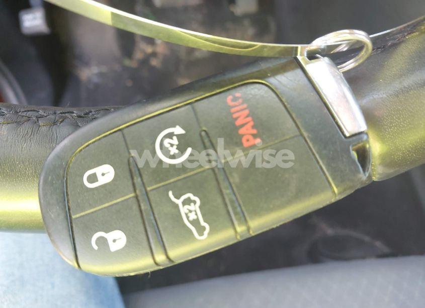 Photo 11 of 2018 Jeep Grand CHEROKEE LAREDO E 4X4 (VIN 1C4RJFAGXJC280612)