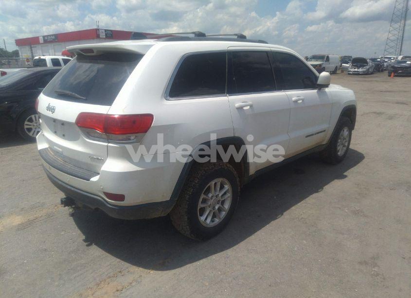 Photo 4 of 2018 Jeep Grand CHEROKEE LAREDO E 4X4 (VIN 1C4RJFAGXJC318016)