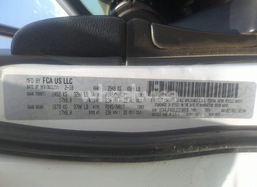 Photo 9 of 2018 Jeep Grand CHEROKEE LAREDO E 4X4 (VIN 1C4RJFAGXJC318016)